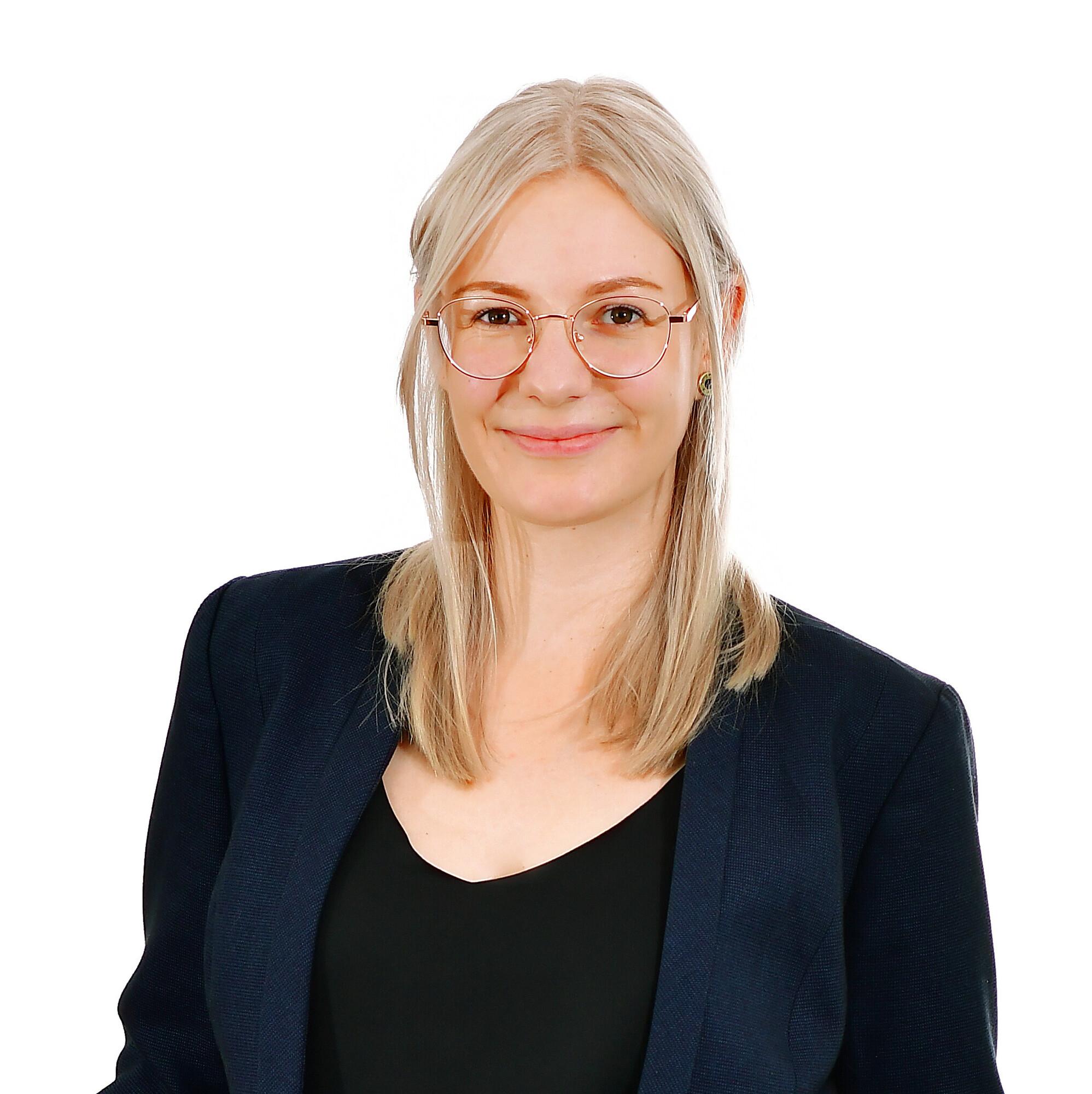 Rebecca_Schimkat_006_bea.jpg Rebecca Schimkat